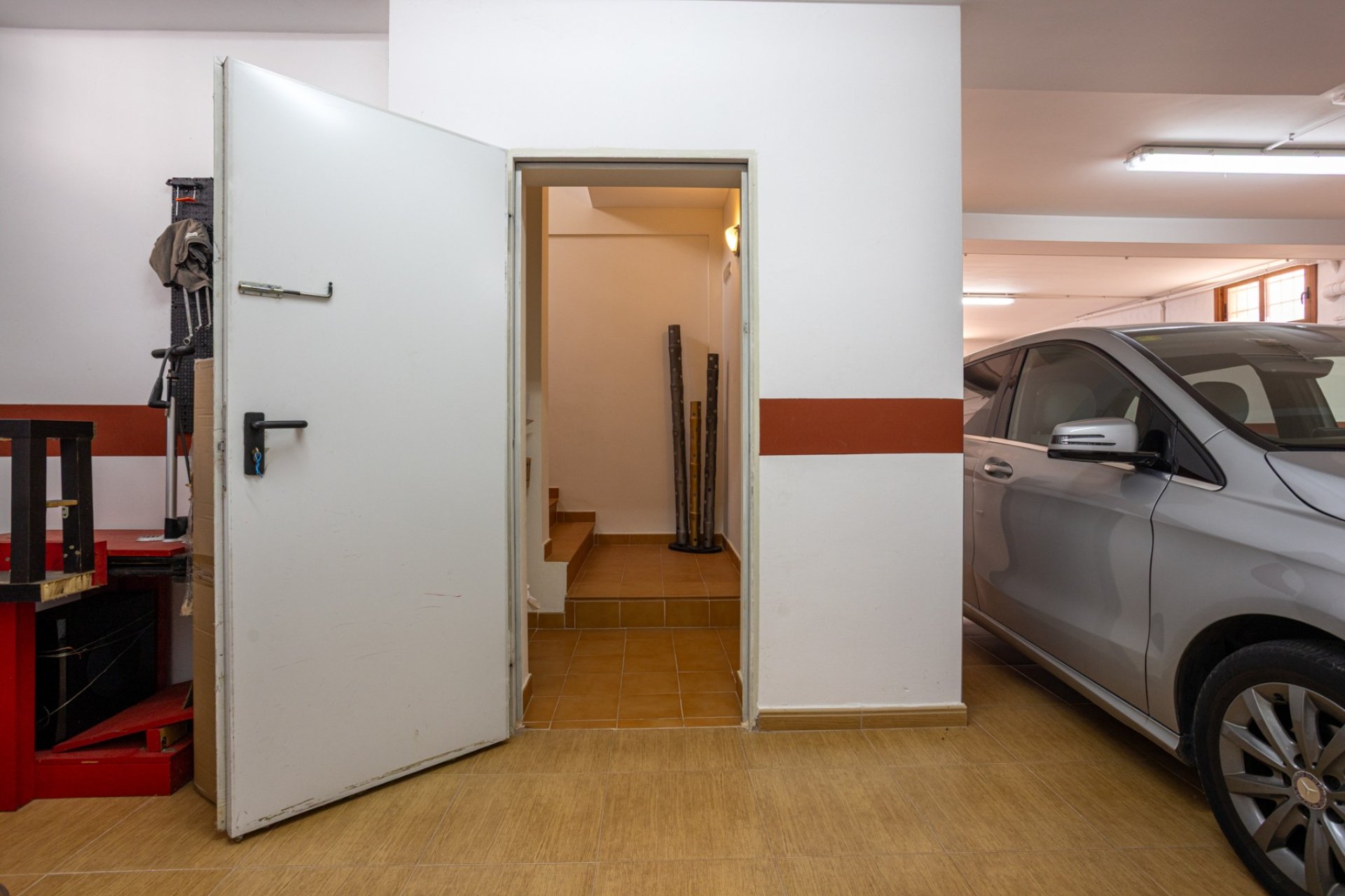 Rynek wtórny - Willa -
Montesinos - La Herrada