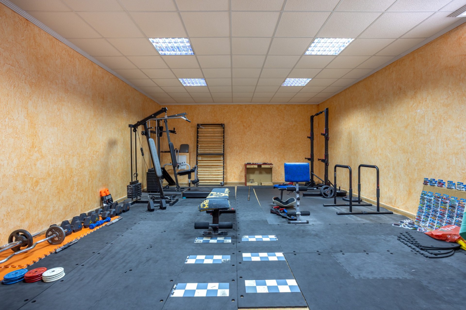 Rynek wtórny - Willa -
Montesinos - La Herrada