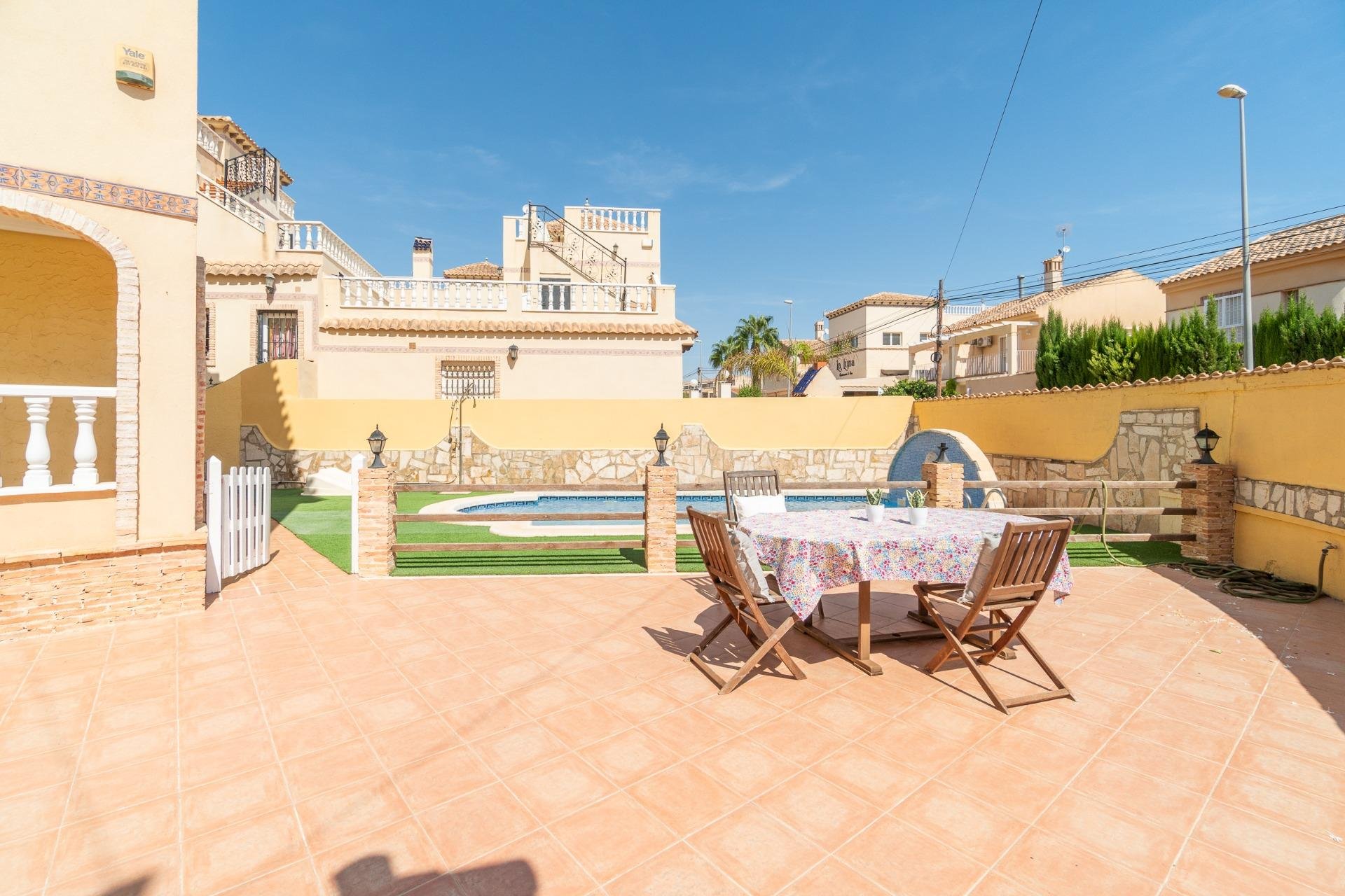 Rynek wtórny - Willa -
Orihuela Costa - La Florida