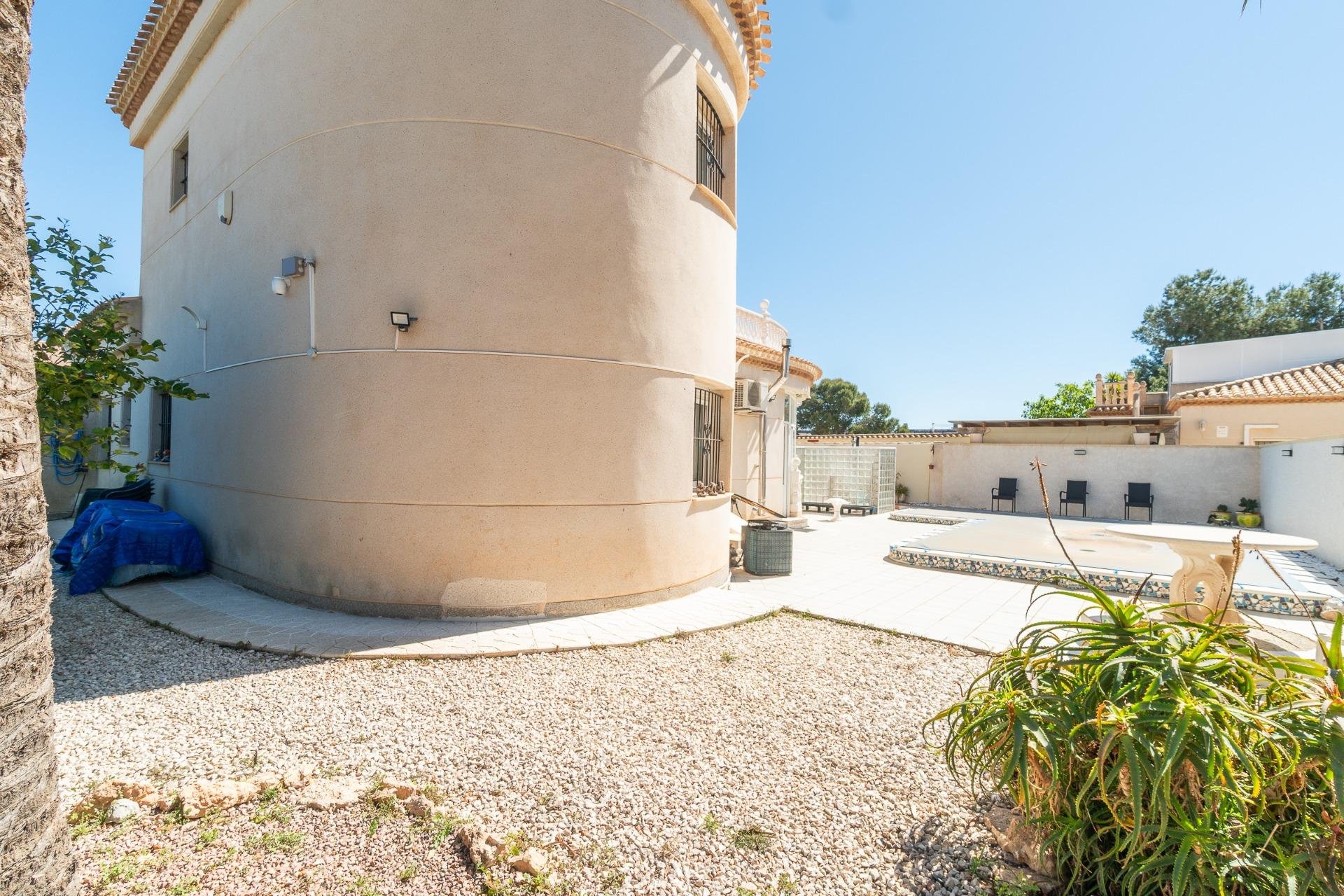 Rynek wtórny - Willa -
Orihuela Costa - La Zenia