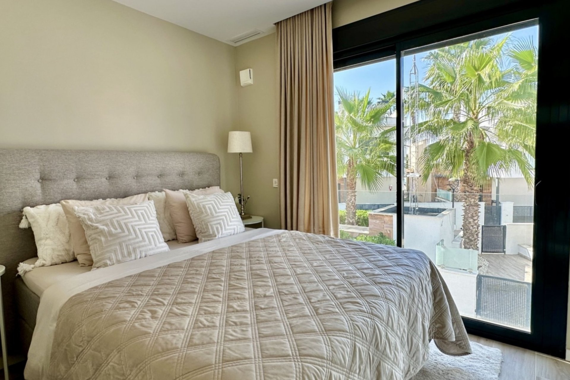 Rynek wtórny - Willa -
Orihuela Costa - Lomas de Cabo Roig