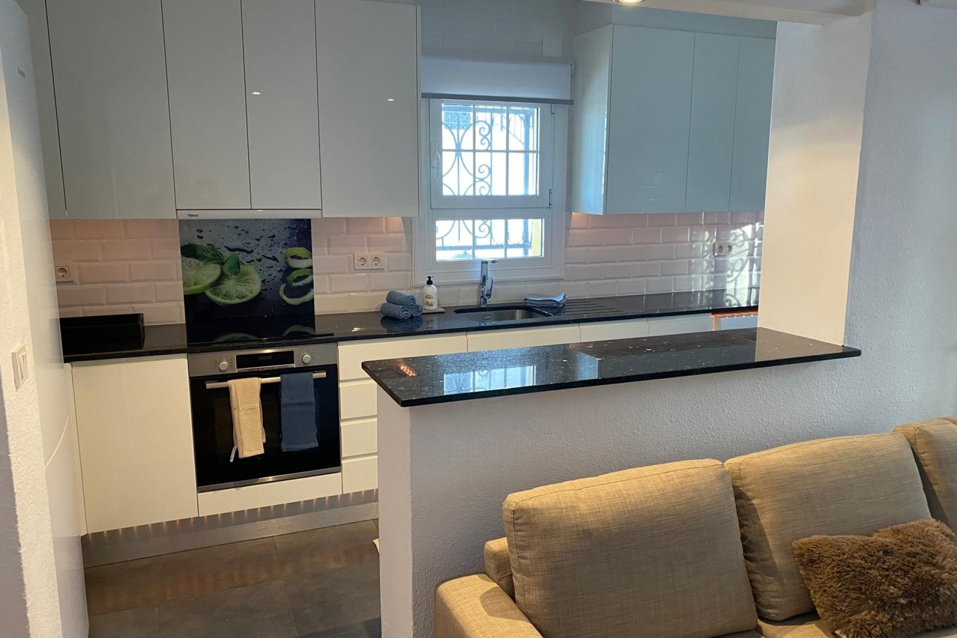 Rynek wtórny - Willa -
Orihuela Costa - Villamartín