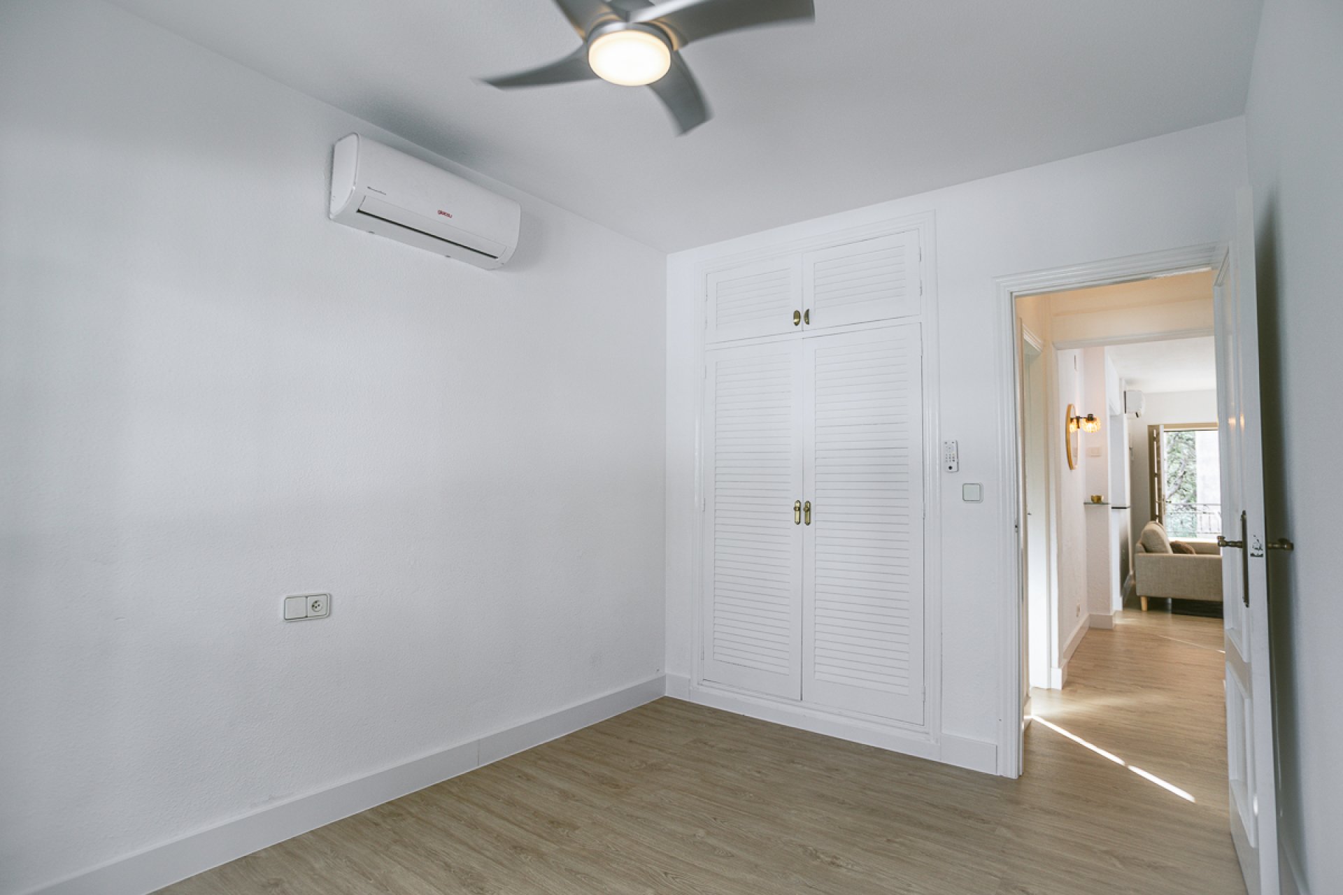 Rynek wtórny - Willa -
Orihuela Costa - Villamartín