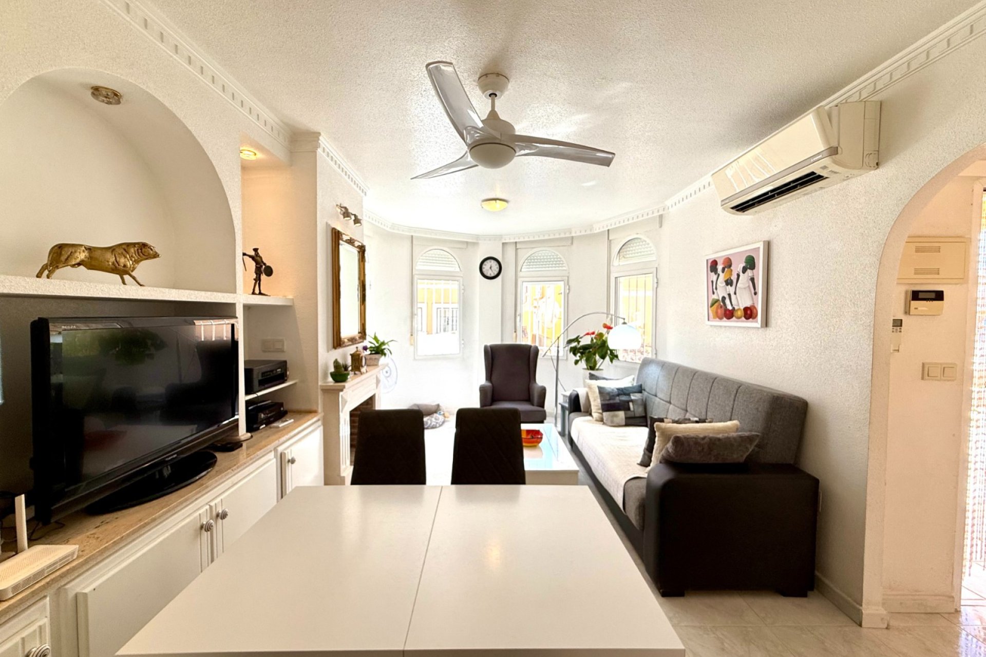 Rynek wtórny - Willa -
Orihuela Costa - Villamartín