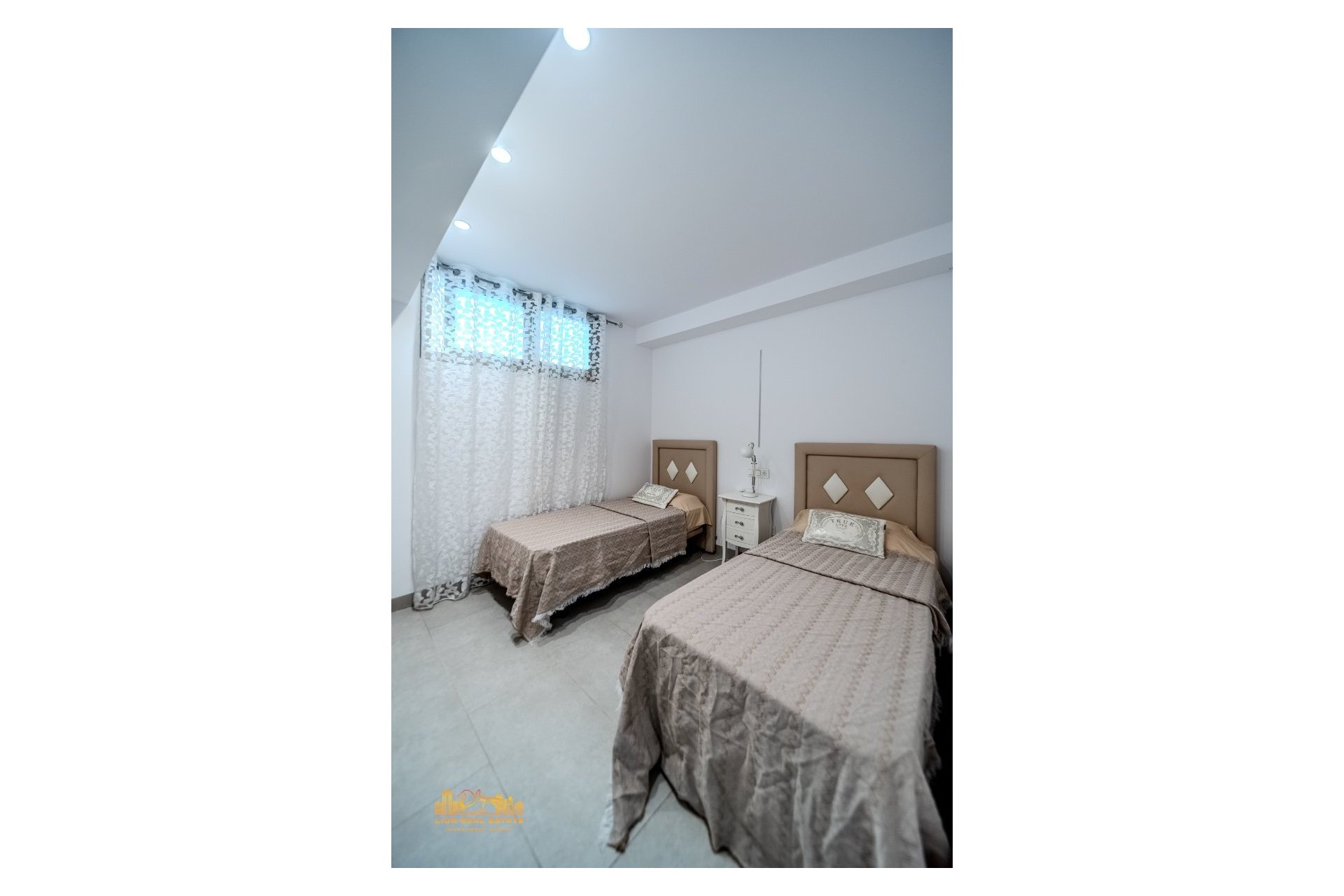 Rynek wtórny - Willa -
Orihuela Costa - Villamartín