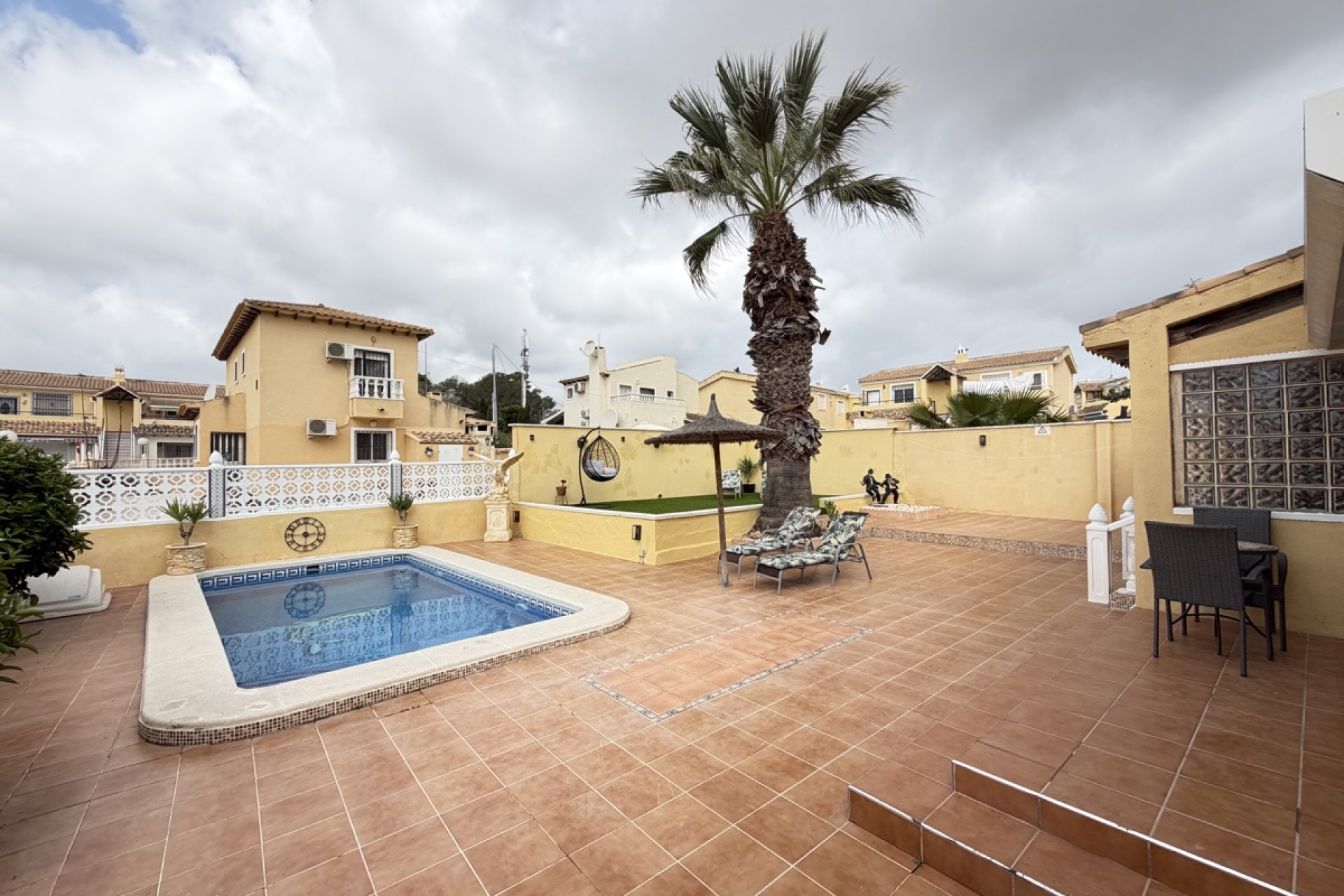 Rynek wtórny - Willa -
Orihuela Costa - Villamartin
