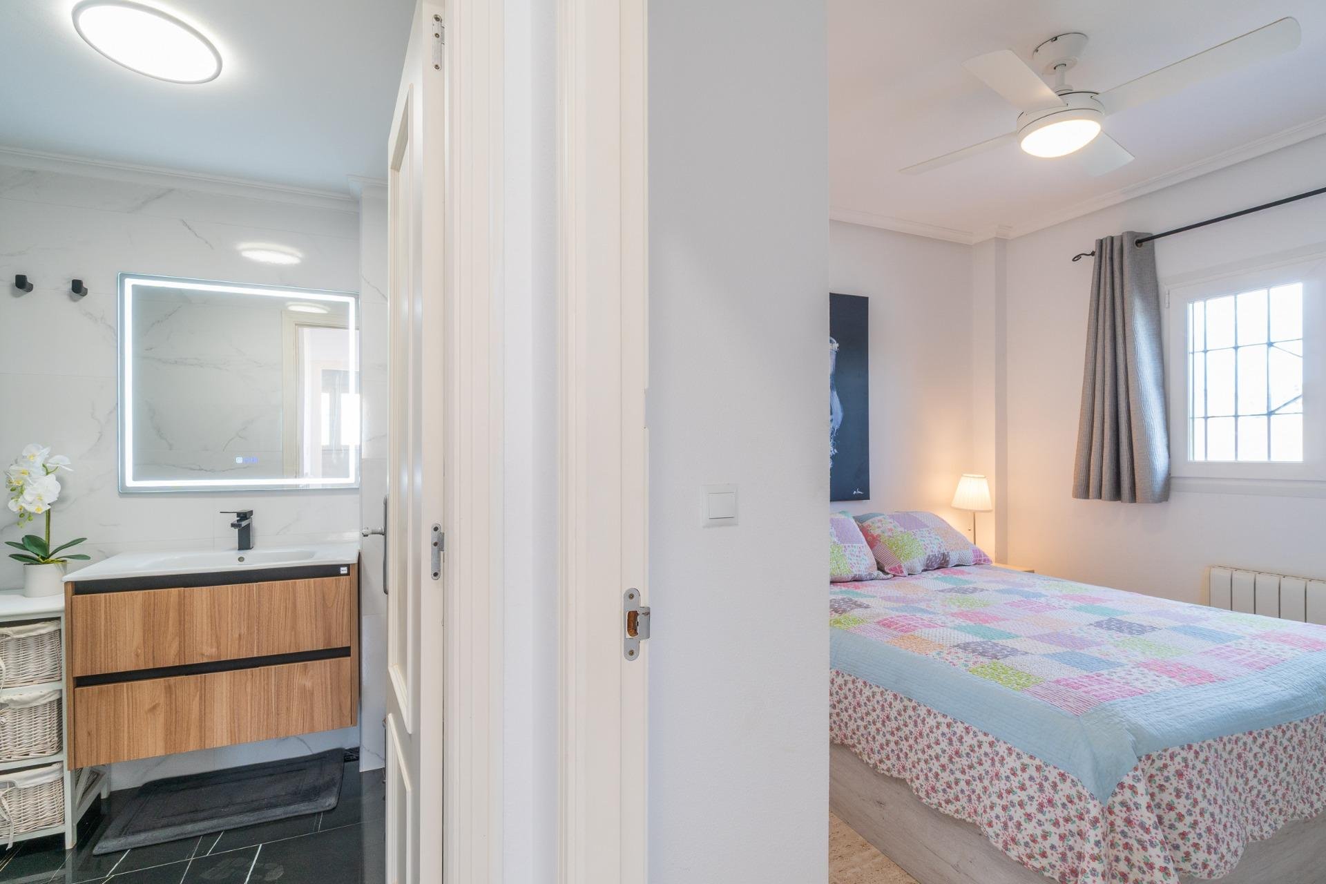 Rynek wtórny - Willa -
Orihuela Costa - Zeniamar-Horizonte-La Campana