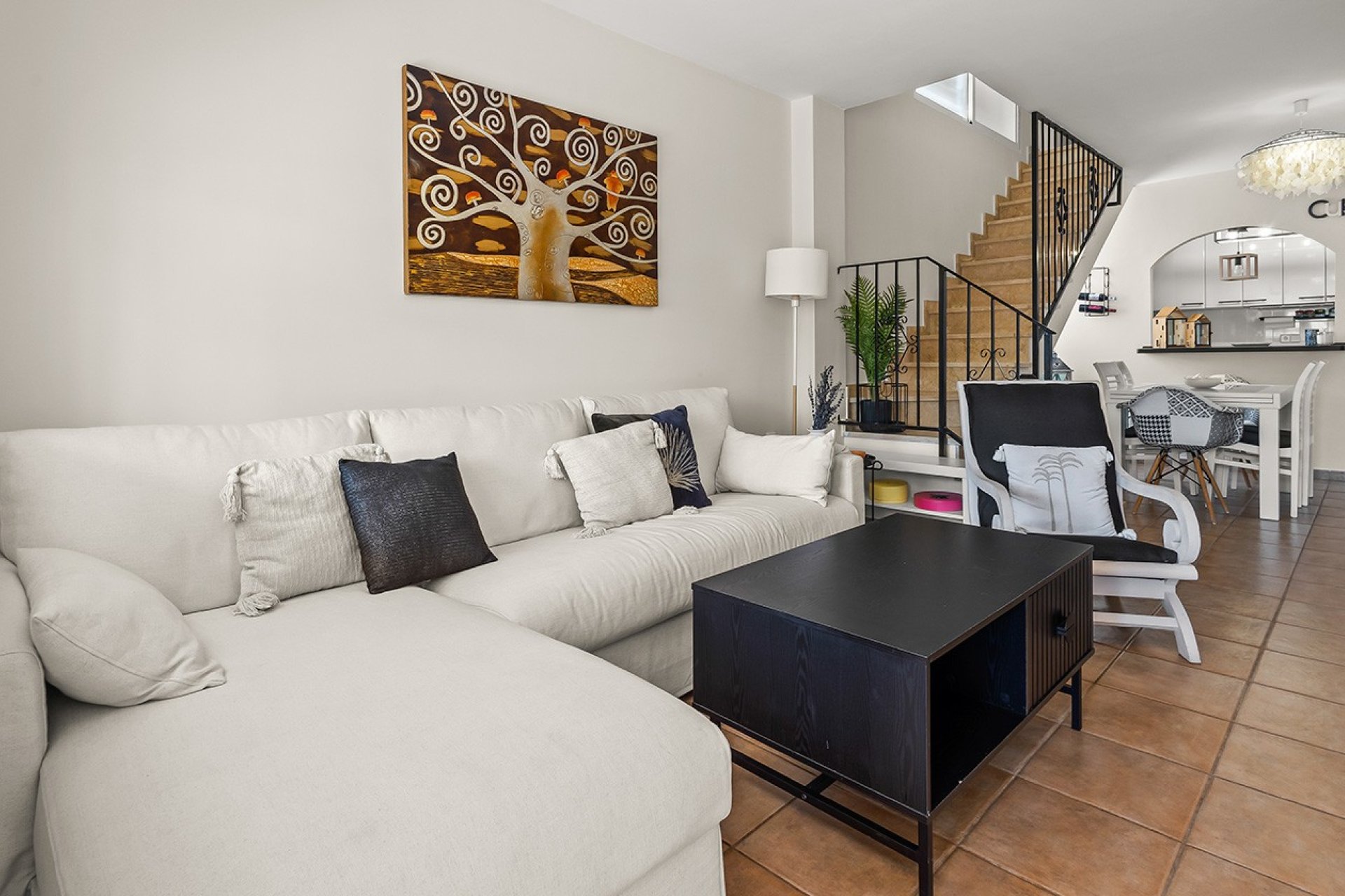 Rynek wtórny - Willa -
Pilar de la Horadada - Pueblo Latino