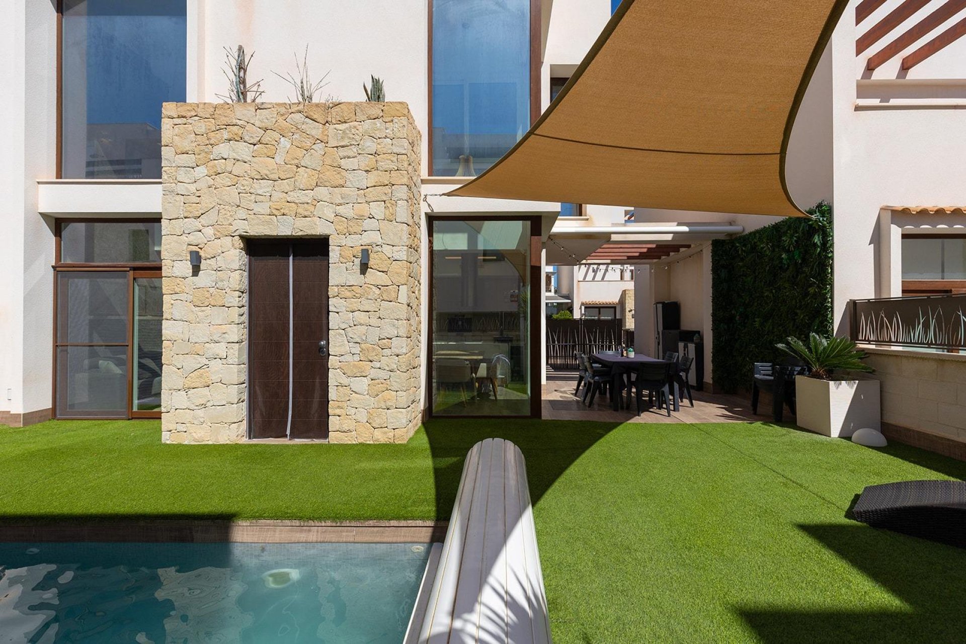 Rynek wtórny - Willa -
Rojales - Pueblo bravo