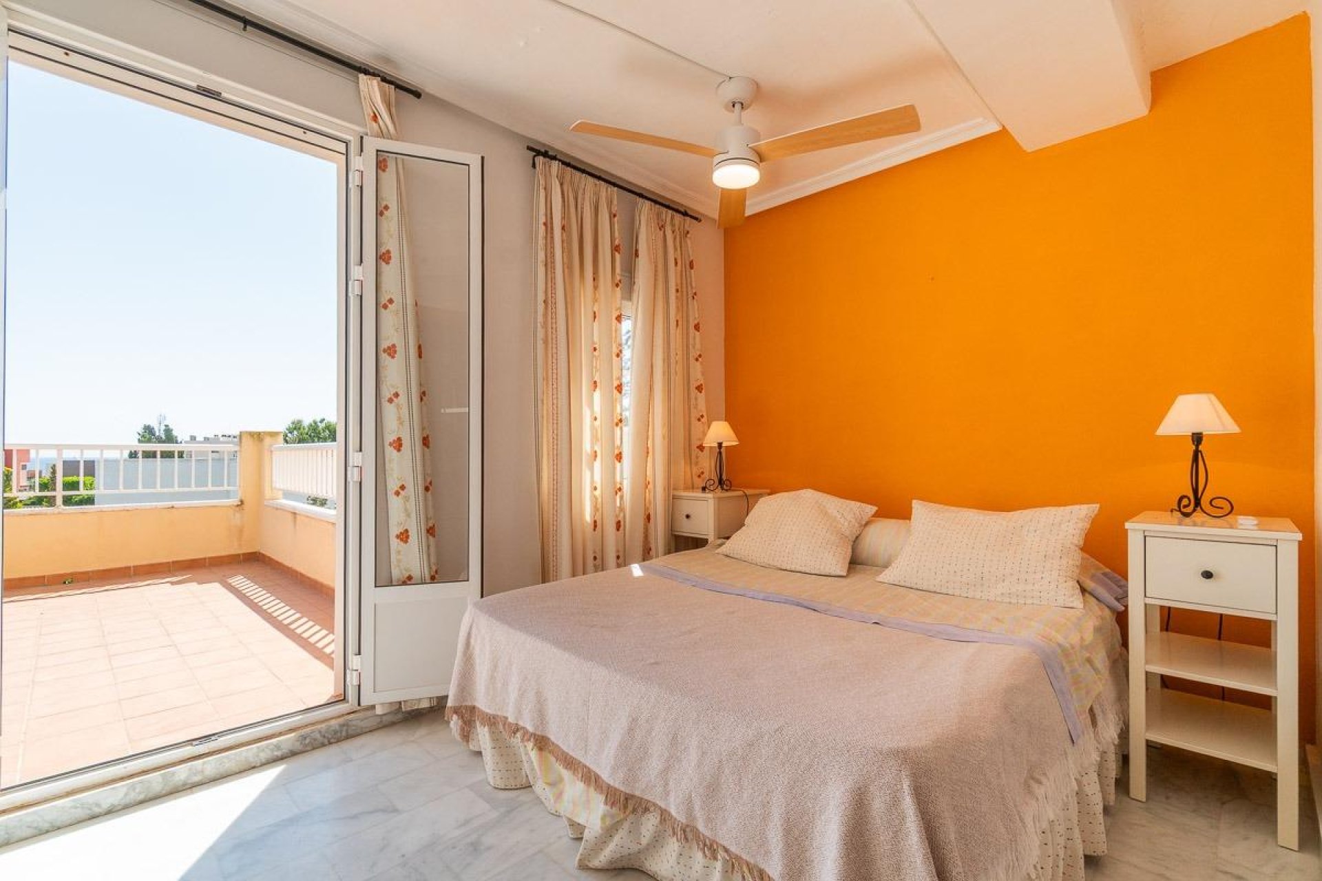 Rynek wtórny - Willa -
Torrevieja - Costa blanca sur