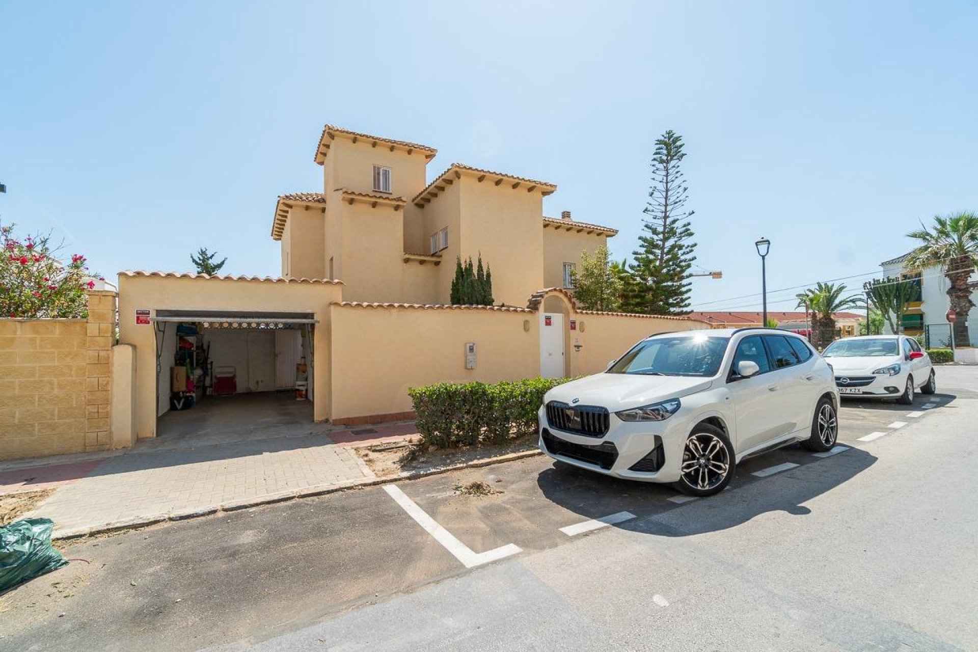 Rynek wtórny - Willa -
Torrevieja - La Mata