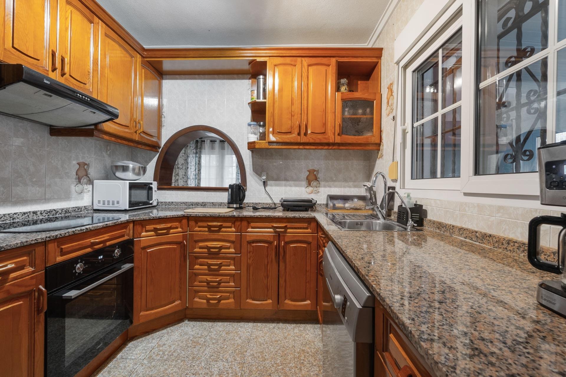 Rynek wtórny - Willa -
Torrevieja - Los Balcones