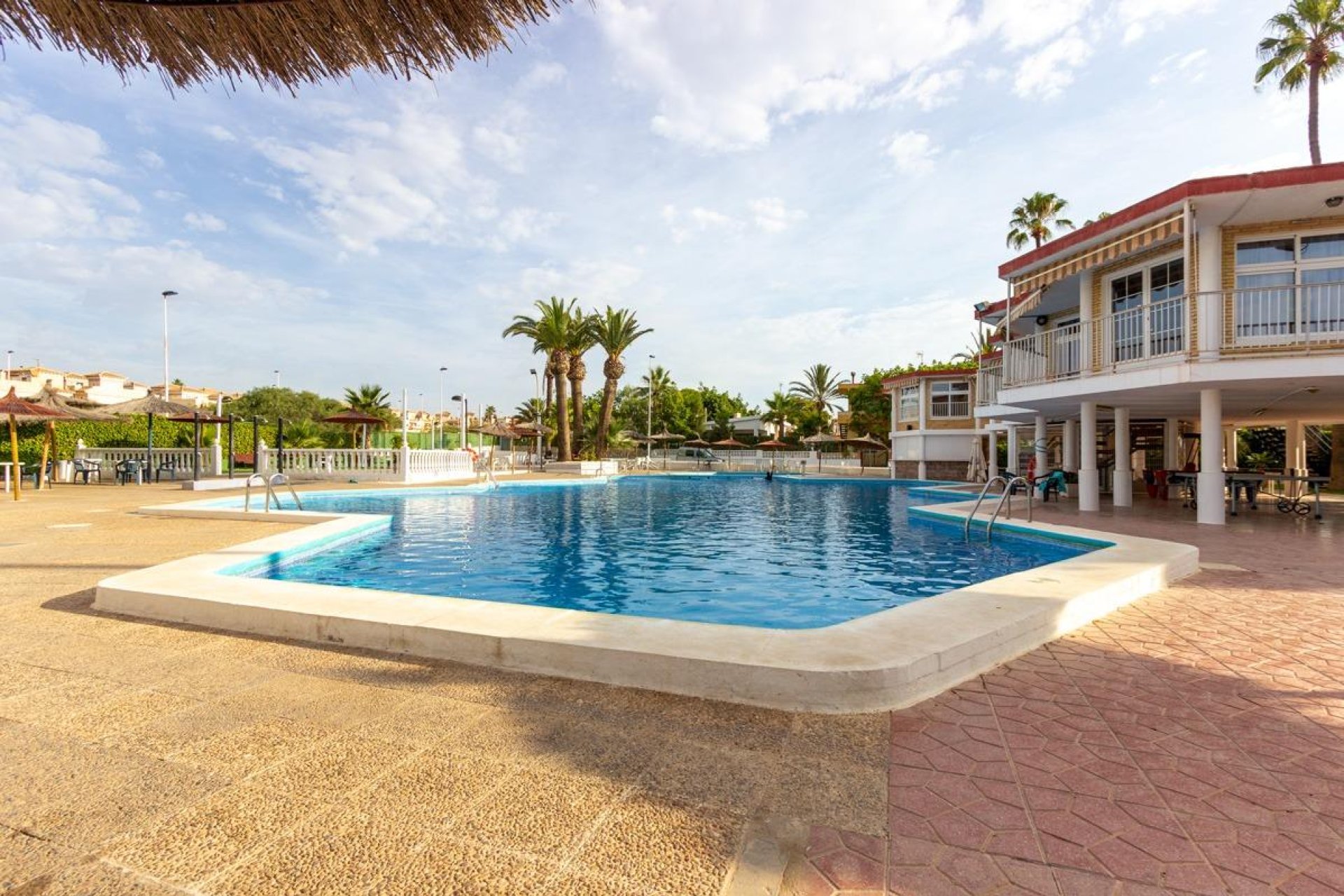 Rynek wtórny - Willa -
Torrevieja - Los Frutales