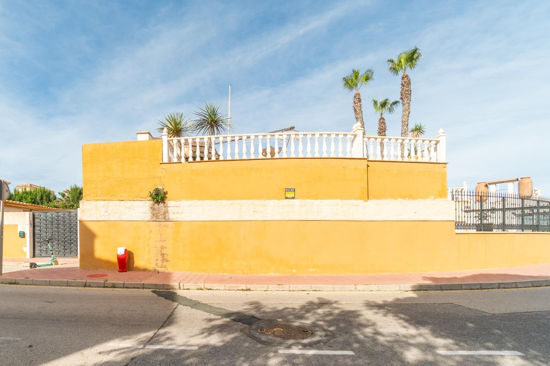 Rynek wtórny - Willa -
Torrevieja - Orihuela costa