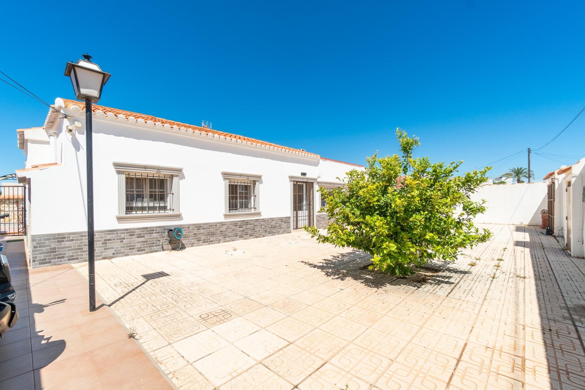 Rynek wtórny - Willa -
Torrevieja - Torreta florida