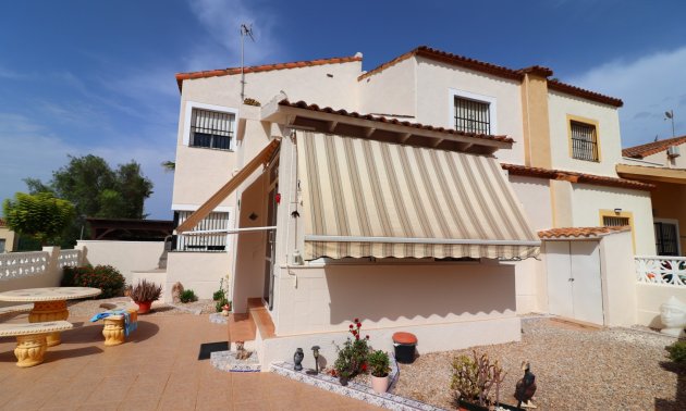 Townhouse - Resale - Algorfa -
                Montebello