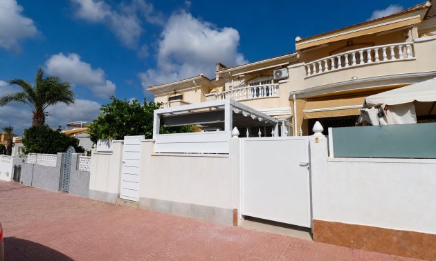 Townhouse - Resale - Benijofar -
                Monte Azul