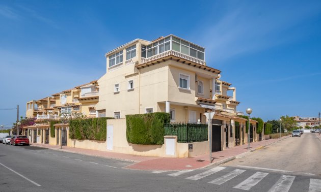 Townhouse - Resale -
            Guardamar del Segura - RV-44546