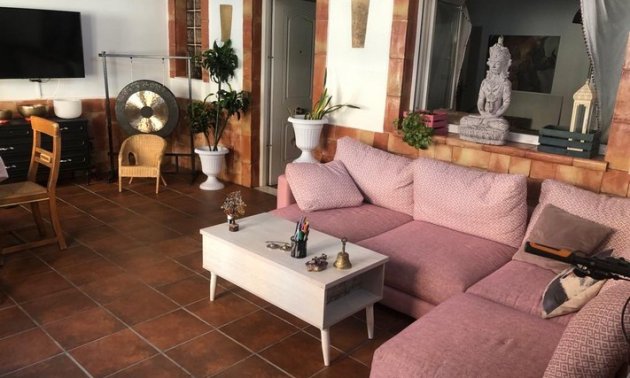 Townhouse - Resale -
            Los Montesinos - 99J-79872