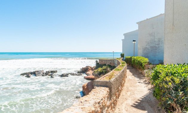 Townhouse - Resale - Orihuela Costa -
                Playa Flamenca