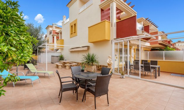Townhouse - Resale - Orihuela Costa -
                Villamartin