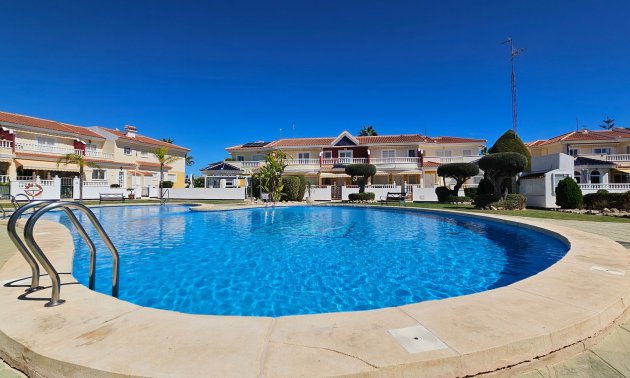 Townhouse / Semi-detached - Resale - Ciudad Quesada -
                Cuidad Quesada