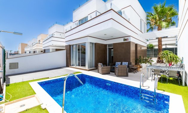Villa / House - Resale - Ciudad Quesada -
                Ciudad Quesada