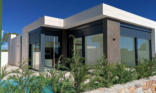 Villa - New Build - Pilar de la Horadada -
                Roda Golf