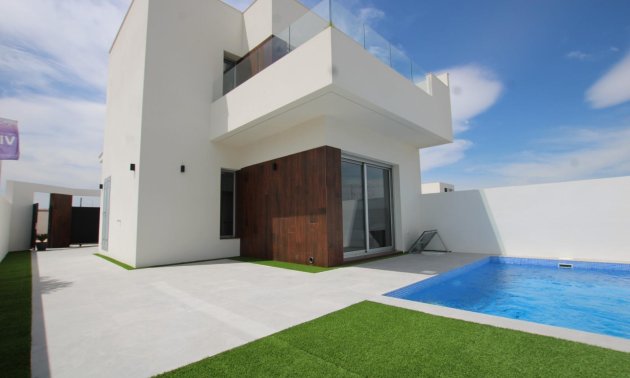 Villa - New Build -
            San Fulgencio - NB-11654