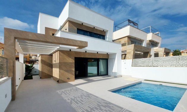Villa - New Build -
            San Miguel de Salinas - 99RC-25417