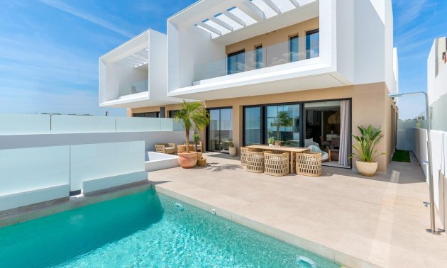 Villa - Obra nueva -
            Dolores - NB--32195