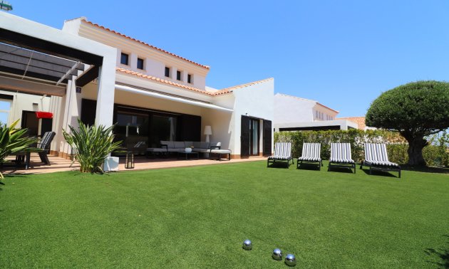 Villa - Resale - Algorfa - La Finca Golf Resort
