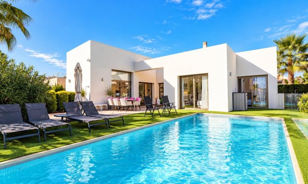 Villa - Resale - Benijofar -
                Benijofar - Village