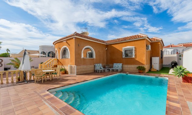 Villa - Resale - Ciudad Quesada - Ciudad Quesada - Town