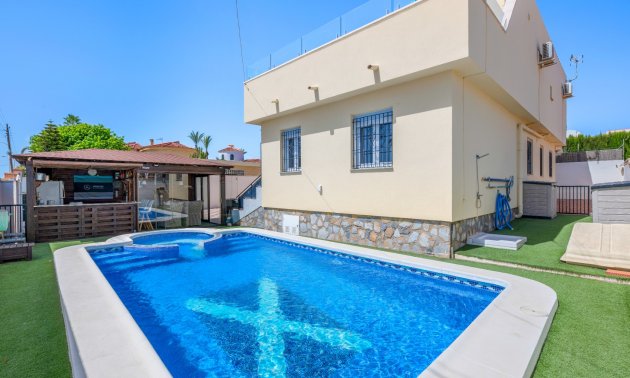 Villa - Resale - Ciudad Quesada - Ciudad Quesada - Town