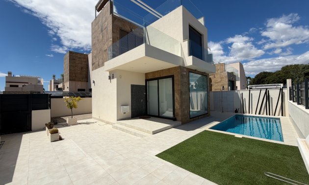 Villa - Resale - Ciudad Quesada - La Laguna