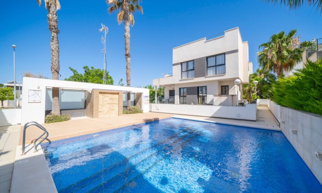 Villa - Resale - Ciudad Quesada - La Laguna