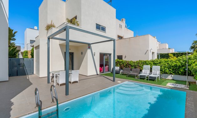 Villa - Resale - Ciudad Quesada - La Laguna