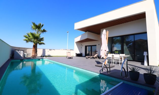 Villa - Resale - Formentera del Segura -
                Fincas de La Vega
