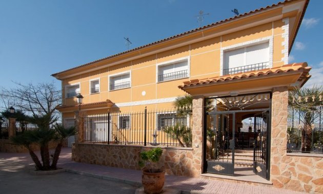 Villa - Resale - La Murada -
                La Murada