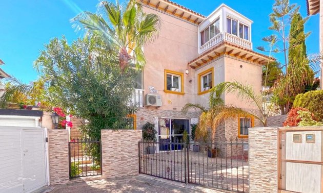 Villa - Resale - La Zenia -
                La Zenia