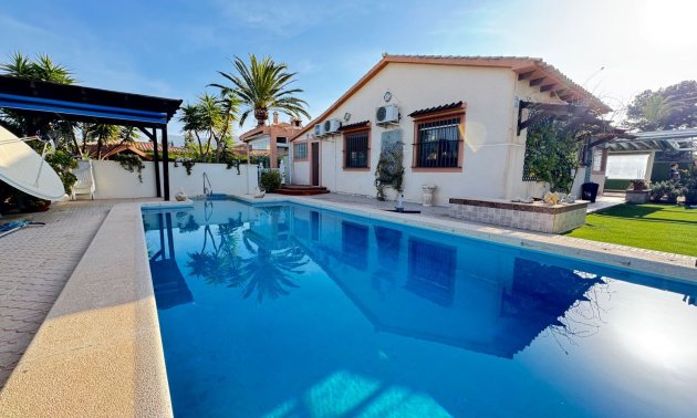 Villa - Resale - Orihuela Costa -
                Cabo Roig