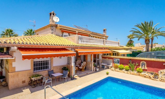 Villa - Resale - Orihuela Costa - Campoamor