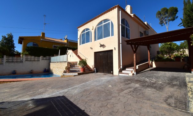Villa - Resale - Orihuela Costa -
                Los Balcones