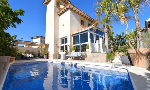 Villa - Resale - Orihuela Costa - Playa Flamenca