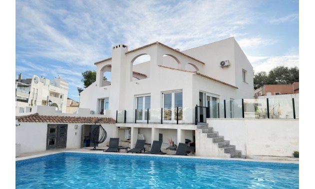 Villa - Resale - Orihuela Costa - Villamartin
