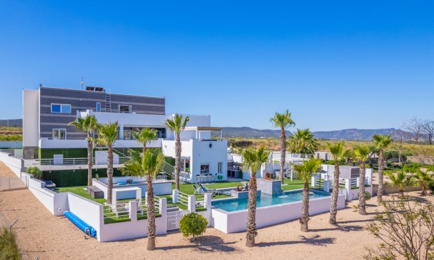 Villa - Resale - Torremendo -
                Torremendo - Country