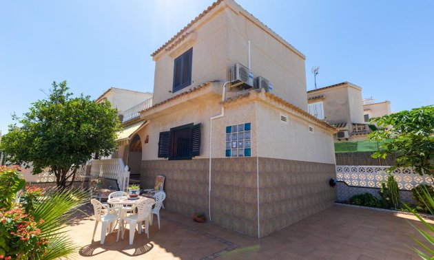 Villa - Resale - Torrevieja - Torreblanca