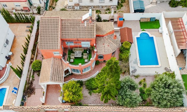 Villa - Resale - Torrevieja -
                Torretas  - La Siesta - El Limonar