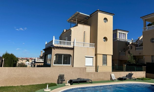 Villa - Resale - Torrevieja -
                VILLAMARTIN